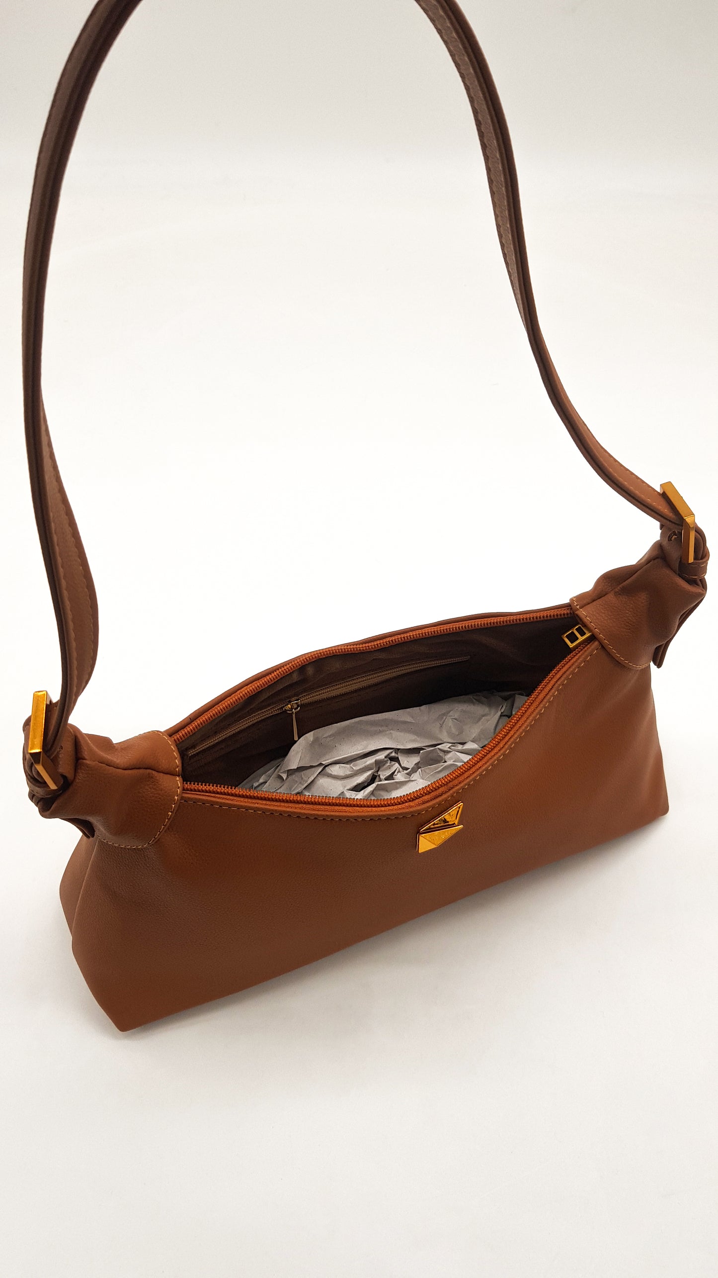 Carly Shoulder bag